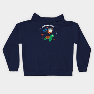 Diving with funny bear and turtle with cartoon style Kids Hoodie